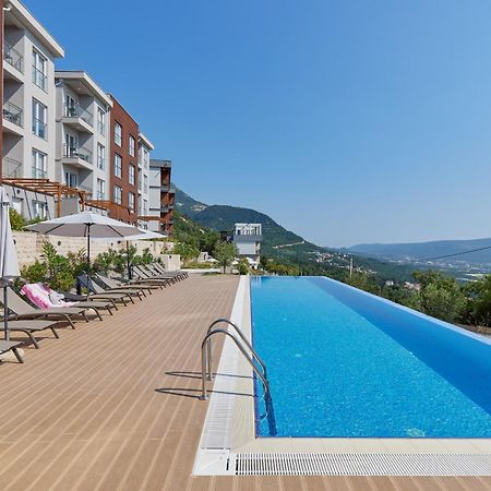 Aparthotel Adriatic Heights à Kavač Extérieur photo