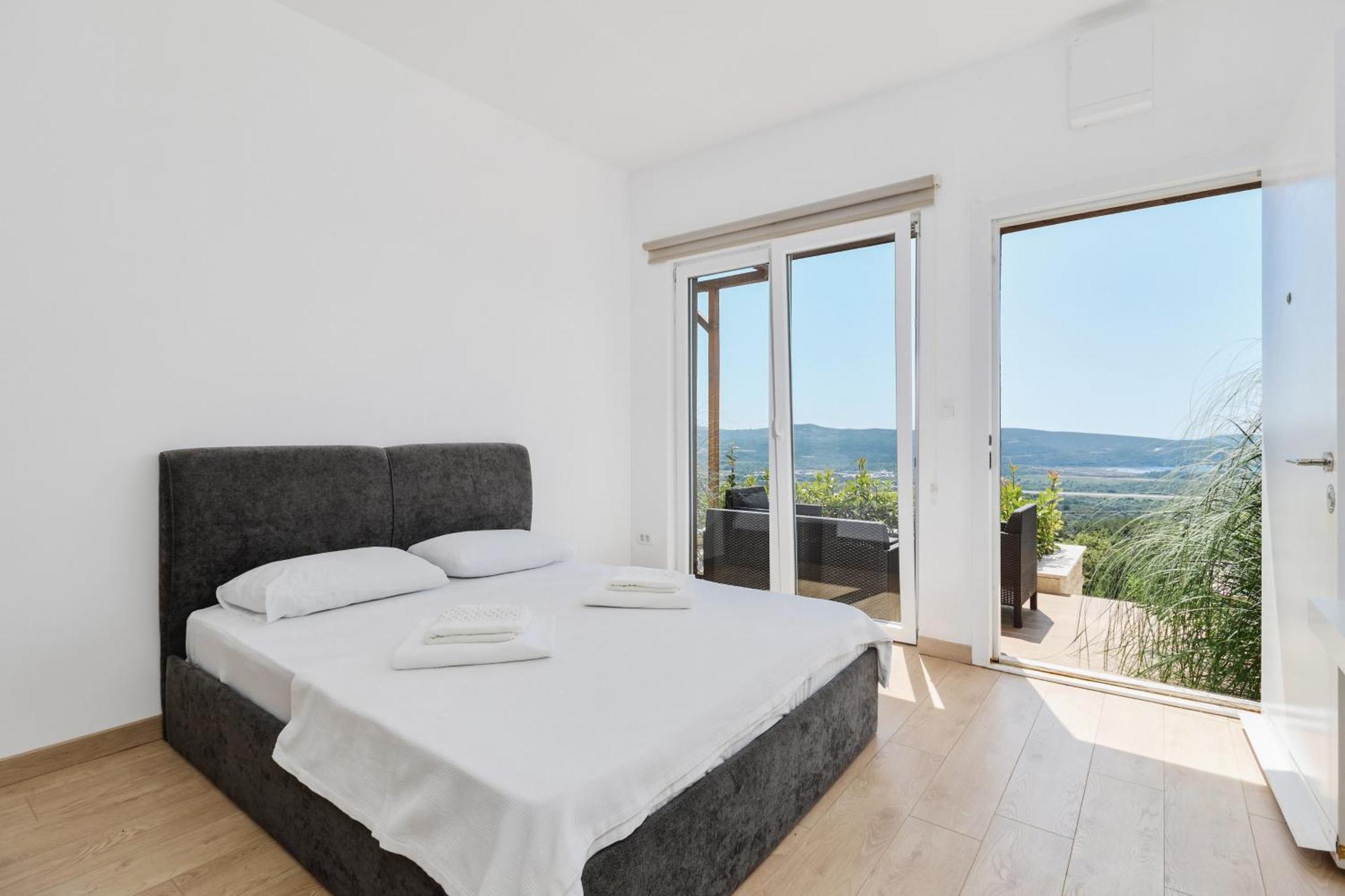 Aparthotel Adriatic Heights à Kavač Extérieur photo